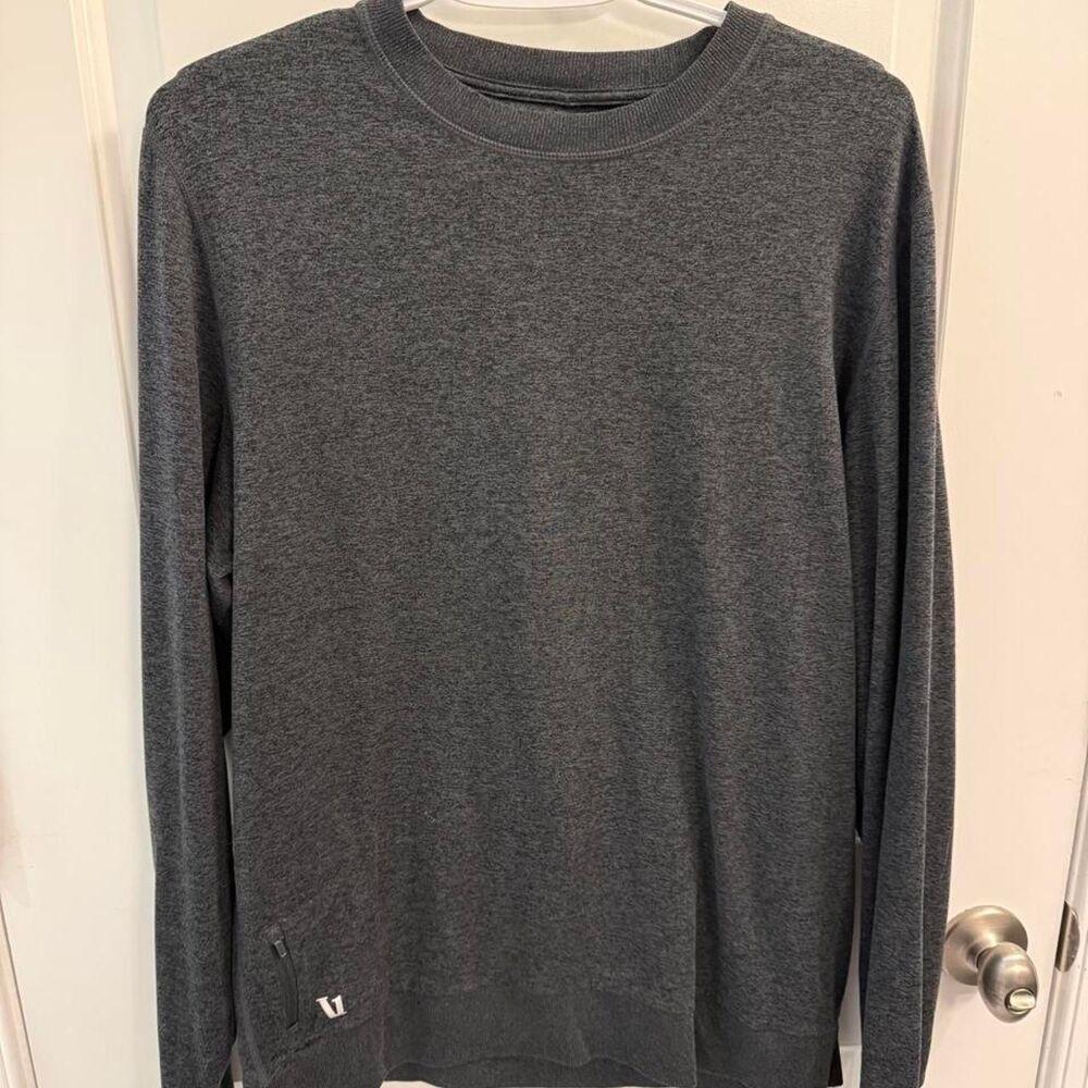 Vuori Men's Grey Sweatshirt